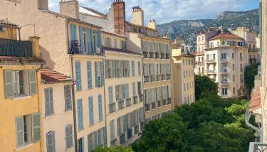 T3 Chaleureux - Vieux Toulon - Proche Port - Foto 3