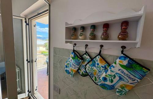 Casa Onda Blu - Lake View Flat, 4 mins from beach with parking! - Foto 37