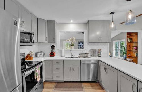 Nature's Paradise with Hot Tub and Fire Pit - Foto 7