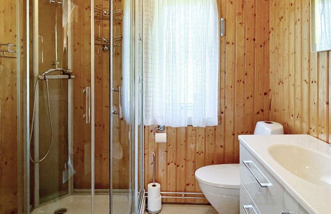 4 Person Holiday Home in Bengtsfors - Photo 8