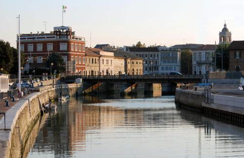 Inviting Holiday Home in San Costanzo With Swimming Pool - Foto 32