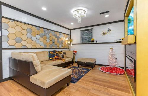 Spring Retreat Sauna, Hot Tub & Rooftop Firepit - Foto 12