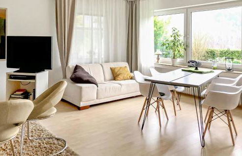 2 Bedroom Cozy Apartment In Bad Pyrmont - Foto 3