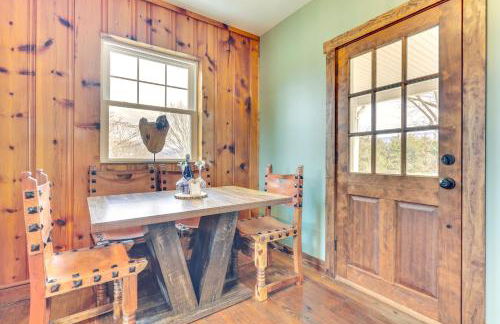 Grill and Fire Pit New Market Getaway on 3-Acres! - Foto 8