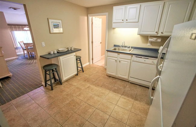 Cape Winds Resort - Photo 11