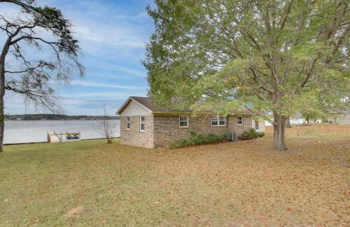 Lakefront House with Boat Ramp, Dock and Sunset Views! - Foto 26