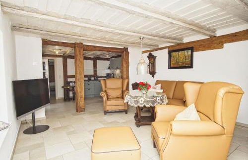 strandnahe Idylle am Meer, private Badestelle mit Strandkorb - Gutshof Ostseeblick FeWo Nr 04 - Photo 9