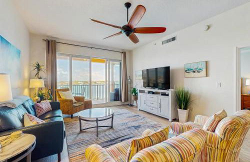 Harborview Grande 402 - Photo 1