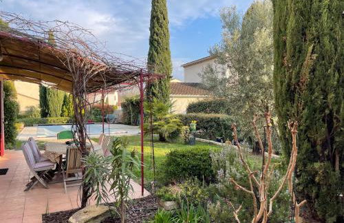 Villa Nicole avec piscine & jardin privés, parking dans le cœur du Luberon, proche Gordes, Roussillon, Goult, Bonnieux - Foto 36