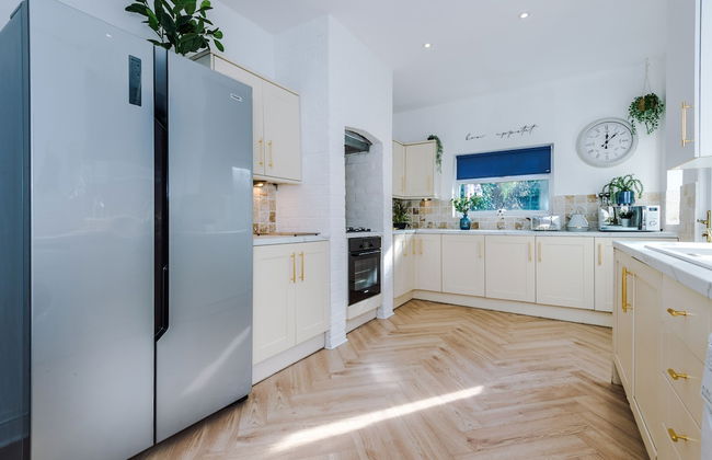 R&R Character Victorian 4-Bedroom Home - Foto 13