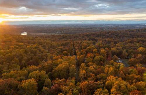 Cozy Bear-Themed Mountain Cabin, Relaxing Hot Tub - Foto 42