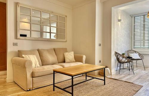 Casa Elsa with Free Parking - Photo 10