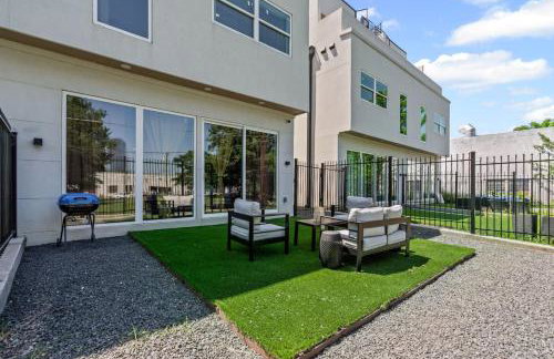 The Diamanti 3BD In the Heart of Dallas - Photo 63