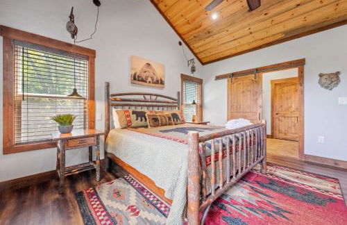 A Mornings Mist - Scouts Overlook - Romantic Retreat, Hot Tub, Cozy Fireplace, Mountain Views at Scouts Overlook - - Foto 23