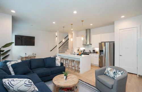 1 5 Miles to Broadway Rooftop Deck w City Views - Foto 2