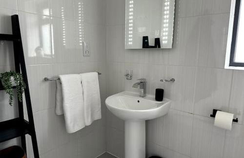 Seaview Penthouse - Photo 9