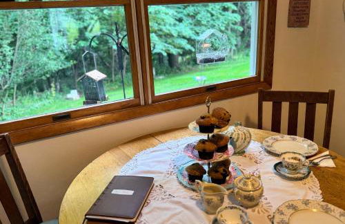 BBQ, WIFI, full kitchen, SmartTV, Firepit, Queen - Foto 11