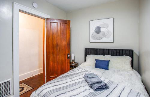 Amazing 3 bedroom home Steps, Airport, UofR, RIT, Strong - Foto 17