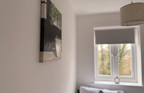 Woody Bank 3 Bed Sleeps 5 Parking WiFi Contractors - Foto 17