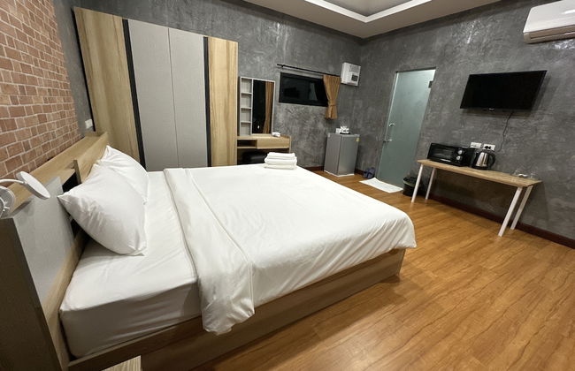 The Beatles Lagoon - Photo 9