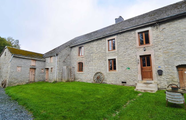 Peaceful Holiday Home With Garden in Fauvillers Belgium - Foto 1