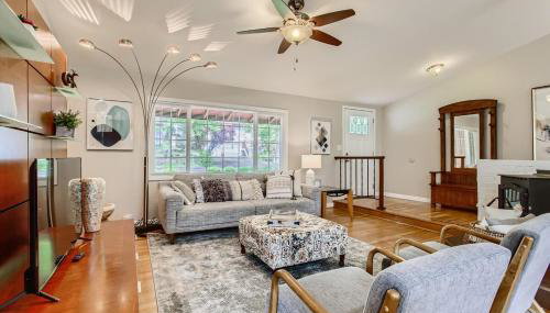 Spacious 4-bedroom home with outdoor deck - Foto 1