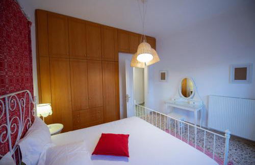 Poros Home - Photo 9