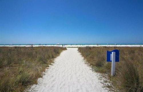 Siesta Key Escape Ground Floor Steps to Heated Pool and Free Trolley - Foto 38