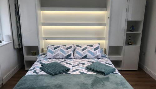 A secluded Garden Room in sunny Southport - Foto 2, wardrobe