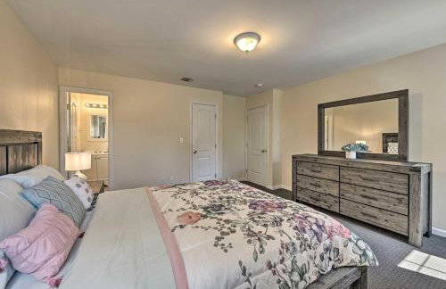 Glen Cove Home: Walk to Boardwalk + Dining! - Foto 16