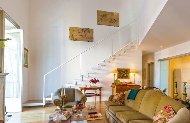 Charming Apartment in the City Center by Wonderful Italy - Foto 1