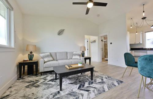 Modern Upstairs Loft - Newly Renovated! - Foto 7