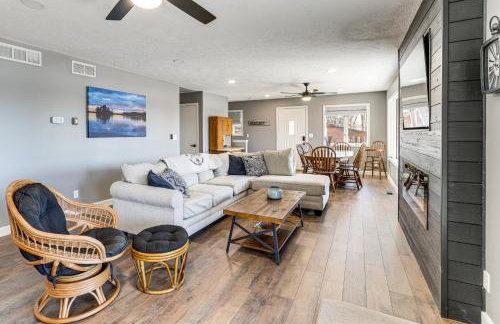 Waterfront Deck! Shell Knob Gem on Table Rock Lake - Foto 7