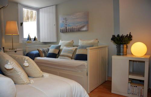 Villa Sitges Altavista Amazing View South oriented Calm Area AC Beach 2 minutes Drive and 18 minutes Walk - Photo 36