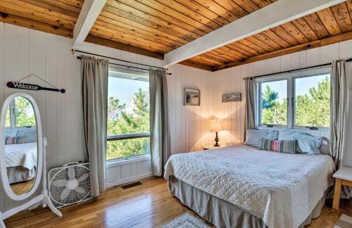 Westhampton Beach Home with Deck and Ocean Views! - Foto 15