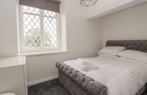 Memorial Building - Photo 22