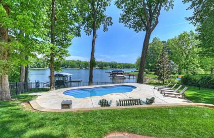 Lucky's Lake House by Avantstay Private Lake Bar - Foto 6