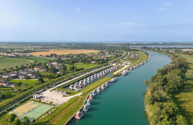 Marina Azzurra Resort - Photo 68