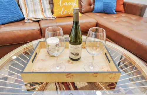 Luxury Retreat with Heated Pool, Firepit, Outdoor Cinema - Foto 47