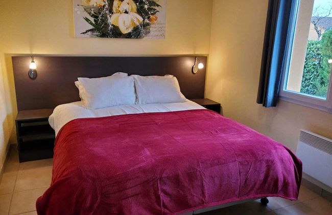 Villa in Les Forges With Golf & Pool - Foto 3