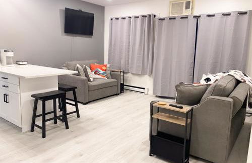 COZY LOON MOUNTAIN ESCAPE - Free shuttle, Pool, Hot tub, River&Mnt Views - Foto 12