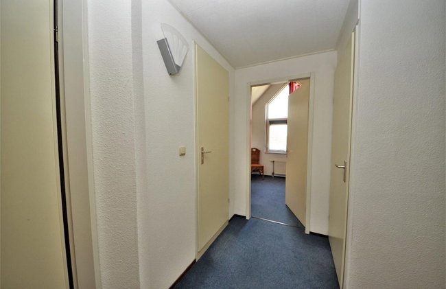 Lively Bungalow on the Water - Photo 20