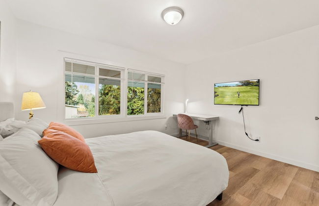 Parkside Escape Oasis in Bellevue fully fenced - Foto 7