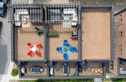 Two Townhomes - Hot Tubs and Rooftop Balconies - Foto 2