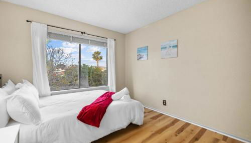 Mira Mesa Family Retreat 4BR with Balcony and Firepit - Foto 4