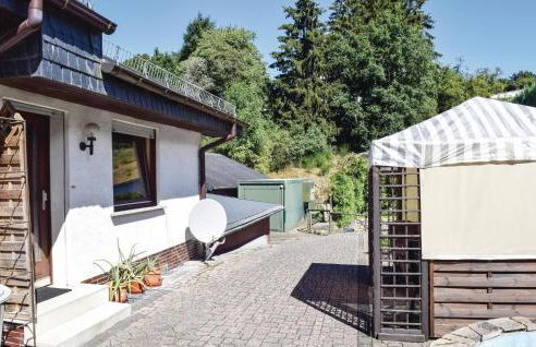 2 Bedroom Nice Home In Sellerich - Foto 5