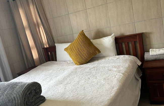 Lovely 3 bed in Selborne Park With Pool - 2234 - Foto 3