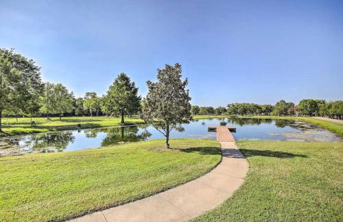 Texas Ranch House with 5 Bedroom and Fish Pond - Foto 16