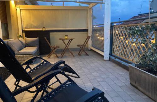 Monolocale con ampio terrazzo - Foto 30