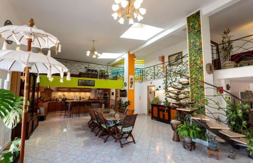 Loft d'exception 350m2 spacieux et lumineux avec piscine à 15 min de la mer - Foto 7